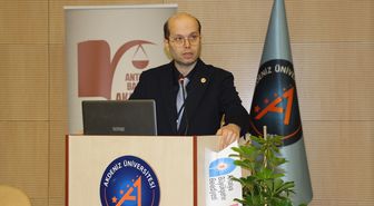 Antalya'da 'Cumhuriyet ve Türk Kanunu Medenisi'nin Normatif Temelleri' paneli düzenlendi