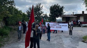 Antalya'da köy sakinleri 23 Nisan'ı kutladı