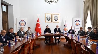 Antalya'da orman yangınlarına yönelik tedbirler ele alındı