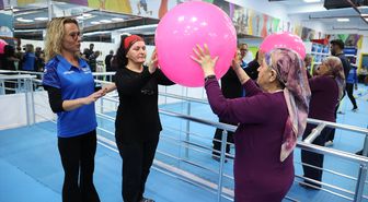 Antalya'da Parkinson hastalarına yönelik eğitim düzenlendi