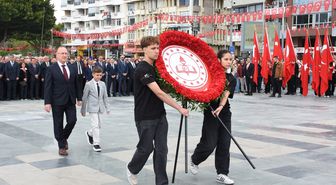 Antalya ve çevre illerde 23 Nisan Ulusal Egemenlik ve Çocuk Bayramı kutlandı