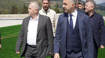 Armutlu'da inşası süren stat ile halı saha projeleri incelendi