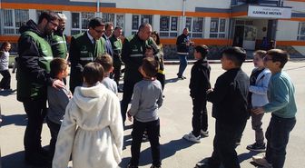 Asarcık'ta öğrencilere Yeşilay bağımlılıkla mücadele eğitimi verdi