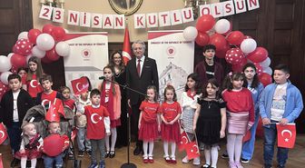 Atina'da 23 Nisan Ulusal Egemenlik ve Çocuk Bayramı önceden kutlandı