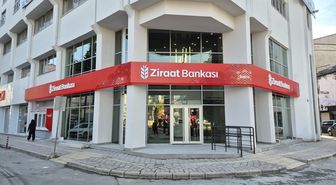 Bafra'da Ziraat Bankası merkez şubesi yenilenen yüzüyle hizmete başladı