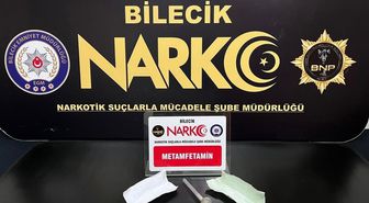 Bilecik'te aracın uyuşturucu bulunan şüpheli gözaltına alındı