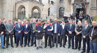 Bilecik'te ve Kütahya'da Kahramanmaraş'taki okul saldırısında ölenler için gıyabi cenaze namazı kılındı