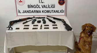 Bingöl'de bir evde silah ve mühimmat ele geçirildi