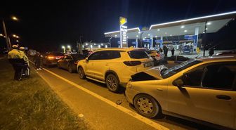 Bolu'da meydana gelen zincirleme trafik kazasında 3 kişi yaralandı