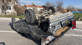 Bolvadin'de iki otomobilin çarpıştığı kazada 1 kişi yaralandı