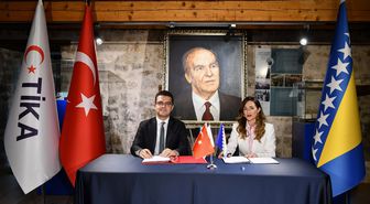 Bosna Hersek'in kurucu lideri İzetbegoviç'in hatırası TİKA eliyle yaşatılacak