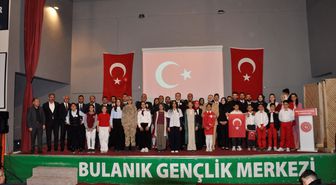 Bulanık'ta 23 Nisan Ulusal Egemenlik ve Çocuk Bayramı kutlandı