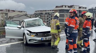 Çekmeköy'de trafik kazasında 4 kişi yaralandı