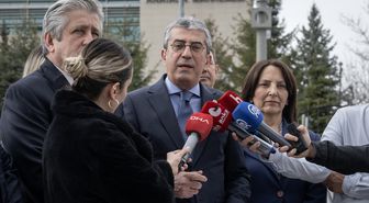 CHP'den AYM'ye başvuru