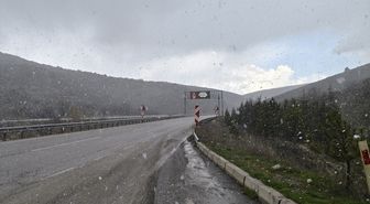 Çorum-Ankara kara yolunda kar etkili oluyor
