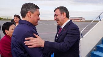 Cumhurbaşkanı Yardımcısı Yılmaz, Kazakistan'a geldi
