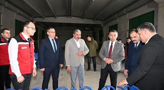 Demirci'de besicilere kilitli yemlik desteği