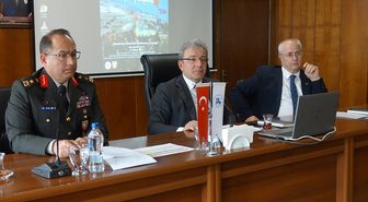 Dokuz Eylül Üniversitesi'nde EFES-2026 Savunma Bilim ve Teknolojileri Proje Yarışması tanıtıldı
