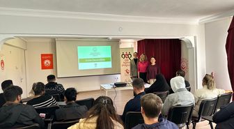 Edirne Aile ve Sosyal Hizmetler İl Müdürlüğünce eğitim çalışmaları düzenlendi