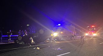 Erzurum'da otomobil ile traktörün çarpışması sonucu 3 kişi yaralandı