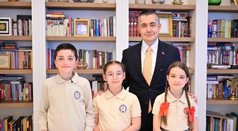 Esenyurt Belediye Başkan Vekili Can Aksoy'a 23 Nisan ziyareti