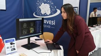 Eskişehir'de geliştirilen yerli yapay zeka modeli diş hekimlerine kararlarında destek oluyor