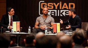 Galatasaray'ın eski futbolcusu Felipe Melo, Süper Lig'de şampiyonluğa inanıyor Açıklaması