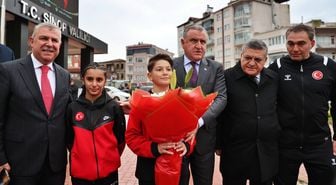 Gençlik ve Spor Bakanı Bak Sinop'ta ziyaretlerde bulundu