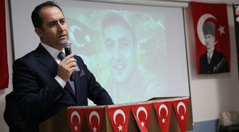 Şehit Cantürk anıldı, Prof. Yıldız'ın eseri konuşuldu