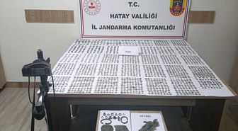 Hatay'da 1988 sikke, 17 obje ve 1 heykel ele geçirildi