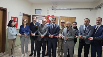 Hatay'da hayırseverlerin yaptırdığı kütüphane törenle açıldı