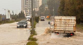 Hatay'da sağanak hayatı olumsuz etkiledi