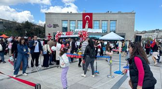 İBB Şehir Tiyatrolarının '40. Çocuk Şenliği' başladı
