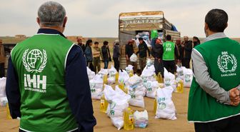 İHH, Suriye'nin Haseke ilinde 1000 aileye yardım ulaştırdı
