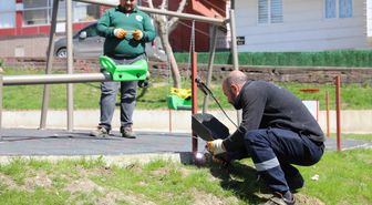 İlkadım Belediyesi park ve bahçelerdeki bakım, onarım, tadilat çalışmalarını sürdürüyor