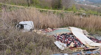 Isparta'da Kovada kanalına devrilen çekicinin sürücüsü yaralandı