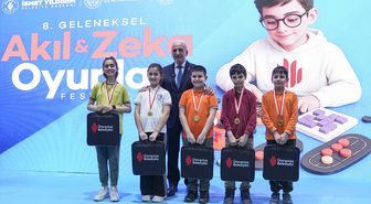 İstanbul'da '8. Geleneksel Ümraniye Akıl ve Zeka Oyunları Festivali' düzenlendi