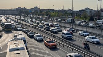 İstanbul'da akşam saatlerinde trafik yoğunluğu yüzde 78'e çıktı