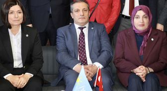 İYİ Parti Genel Başkan Yardımcısı Ofluoğlu, Trabzon'da basın toplantısı düzenledi Açıklaması