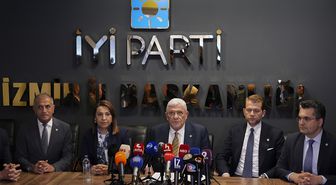 İYİ Parti Genel Başkanı Dervişoğlu, İzmir'de basın toplantısı düzenledi