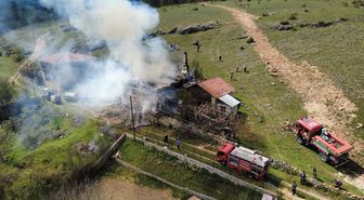 Karabük'te yangın çıkan müstakil ev kullanılamaz hale geldi