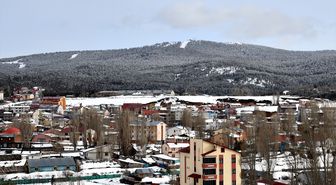 Kars'ta baharda kar etkili oldu