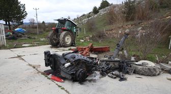 Kastamonu'da hafif ticari araç ile traktörün çarpıştığı kazada 5 kişi yaralandı