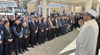Kırşehir'de nefes borusuna çilek kaçan 2,5 yaşındaki çocuk hayatını kaybetti