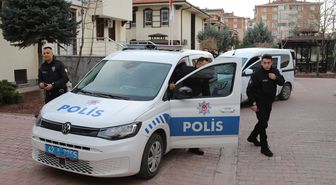 Konya'da kavga ihbarına giden polis ekiplerine çocuklardan sürpriz kutlama