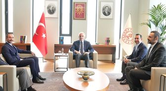Kültür ve Turizm Bakanı Ersoy, oyuncu Görkem Sevindik ile bir araya geldi Açıklaması