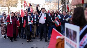 Küresel Sumud Filosu'na katılacak HAK-İŞ Genel Sekreter Yardımcısı Fatma Zengin İtalya'ya uğurlandı Açıklaması