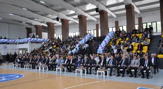 Kütahya'da 450 Kişilik Rıza Güral Spor Salonu Hizmete Açıldı