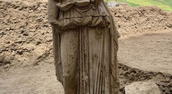Laodikeia'da 2 metrelik 'Athena' heykeli bulundu