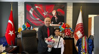 Mardin Cumhuriyet Başsavcısı Akbulut, koltuğunu ilkokul öğrencisine devretti